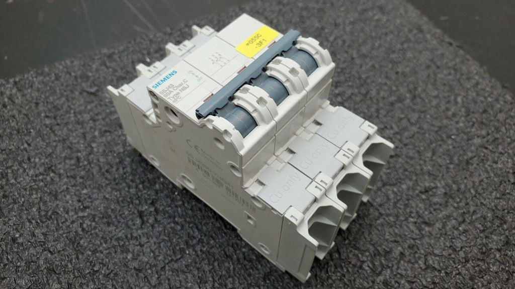 SIEMENS 5SJ4350-7HG41 Circuit Breaker 5SJ43, 50A, 240 V, 50/60Hz Type HSJ 3-Pole
