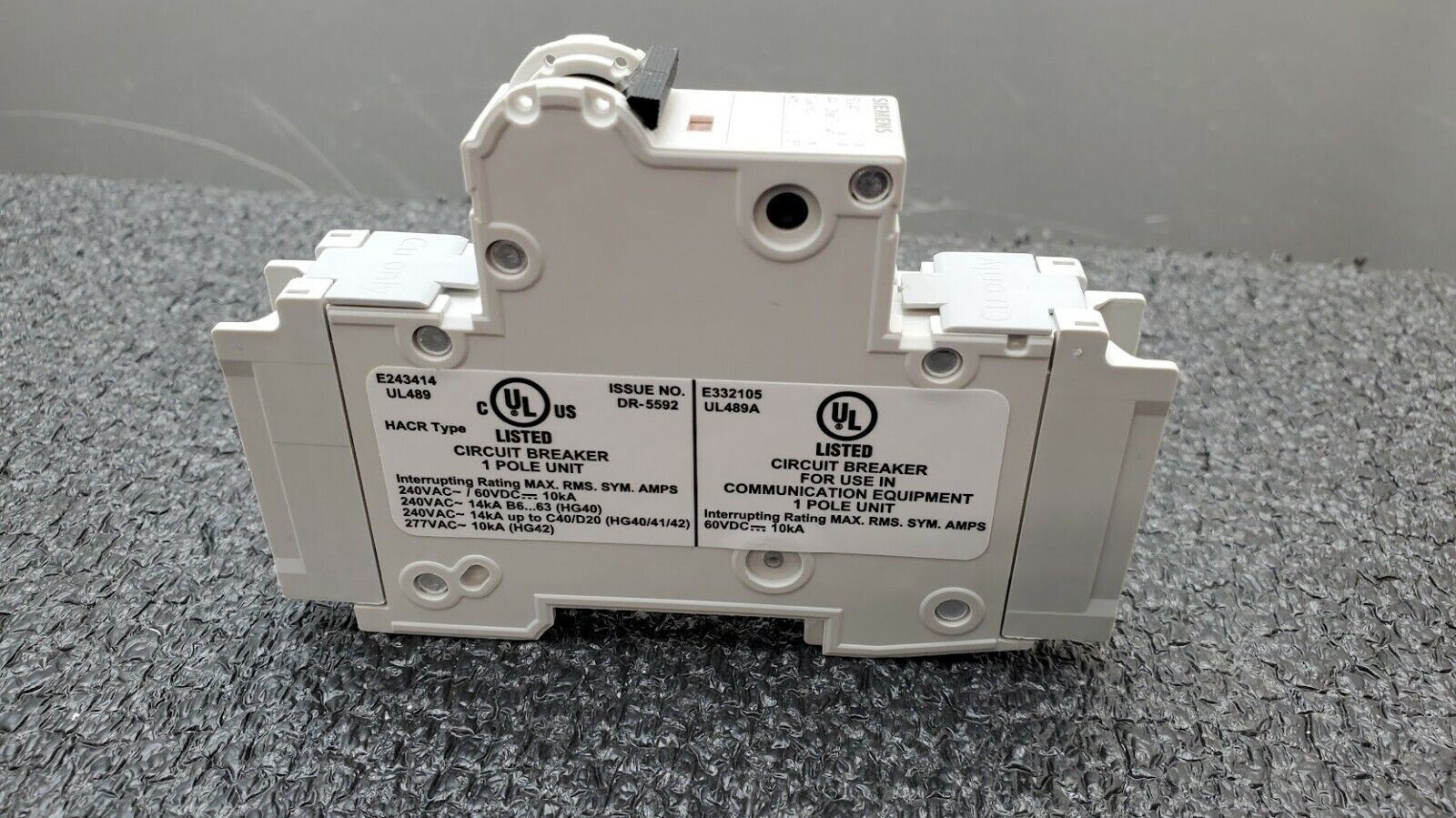 SIEMENS 5SJ4104-7HG41 Circuit Breaker 5SJ41, 4A, 240 V, 50/60Hz Type HSJ 1-Pole