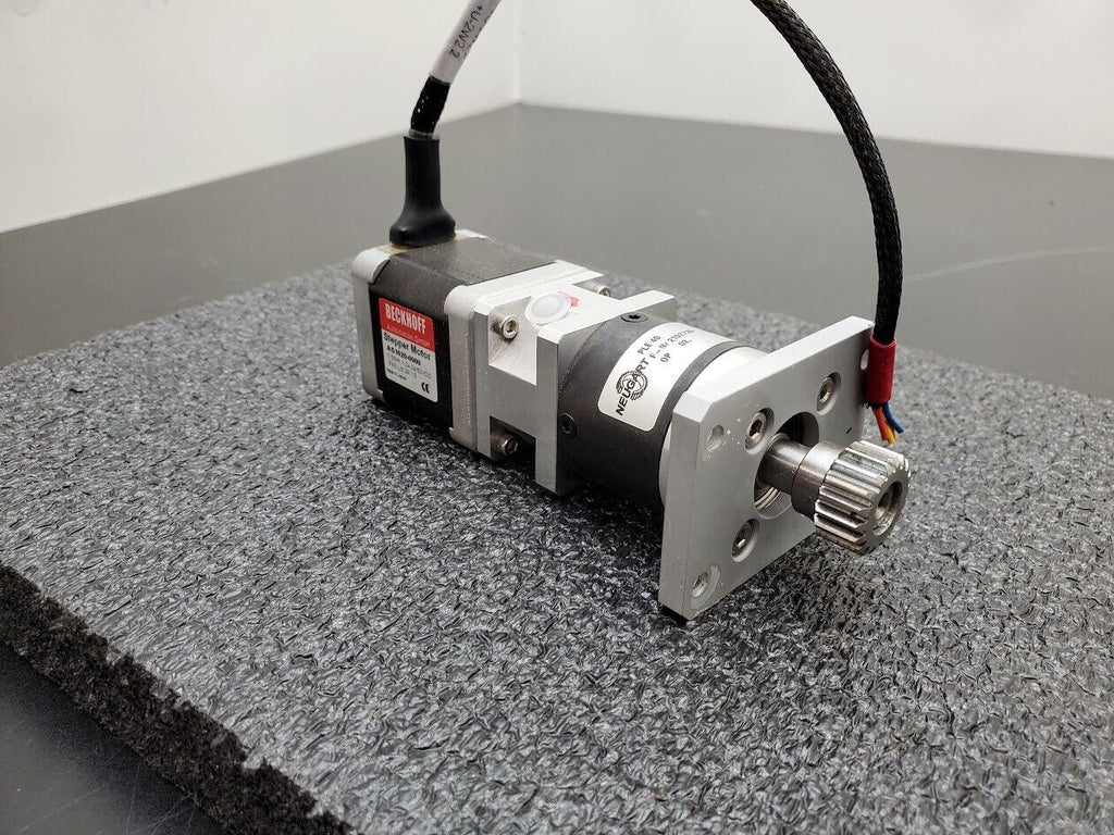 Beckhoff AS1020-0000 Stepper Motor 24/50VDC Neugart PLE 40 Gear Head 8:1 Ratio