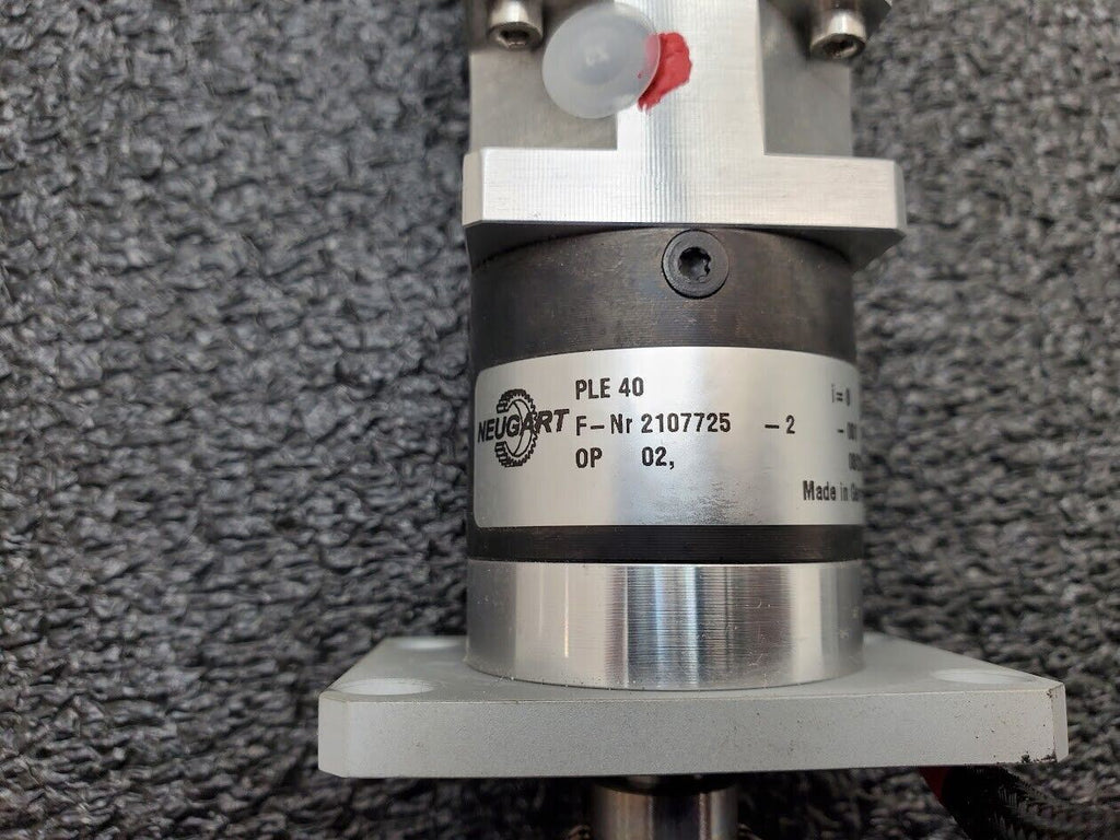 Beckhoff AS1020-0000 Stepper Motor 24/50VDC Neugart PLE 40 Gear Head 8:1 Ratio