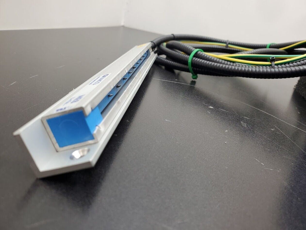 Simco A2C7S MEB 7kV 9" Antistatic Bar Static Neutralizing Ionizing System 220VAC