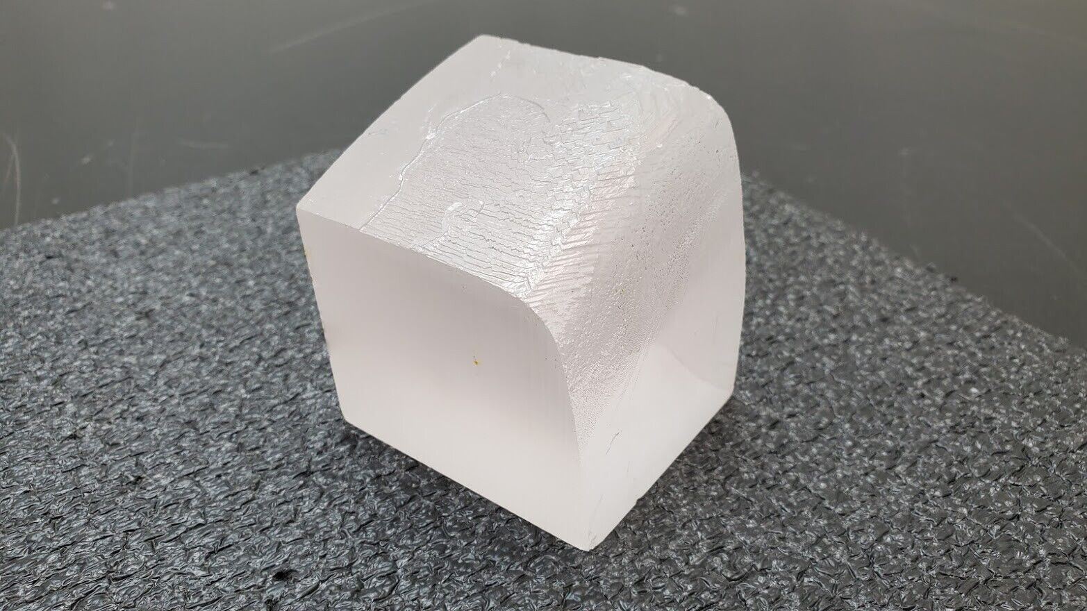 Industrial Crystal Synthetic Sapphire Ingot 2.05 Pounds (V)