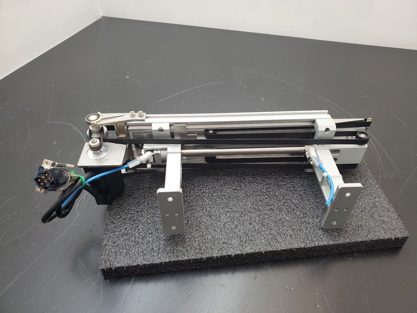 Servo Tecnica Linear Extendable Transfer Conveyor APM-SAR5ACN-SC 17" to 23" #2