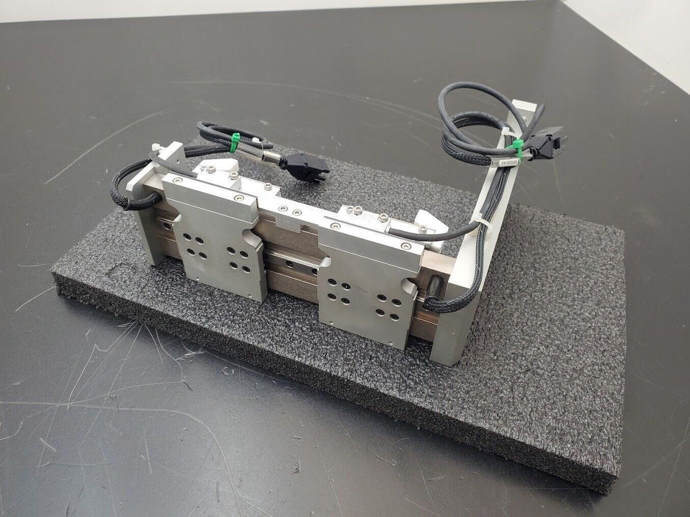 Lika SIM5-R-L-1-3 Linear Magnet Motor Width Adjustment Grabber Section Encoder