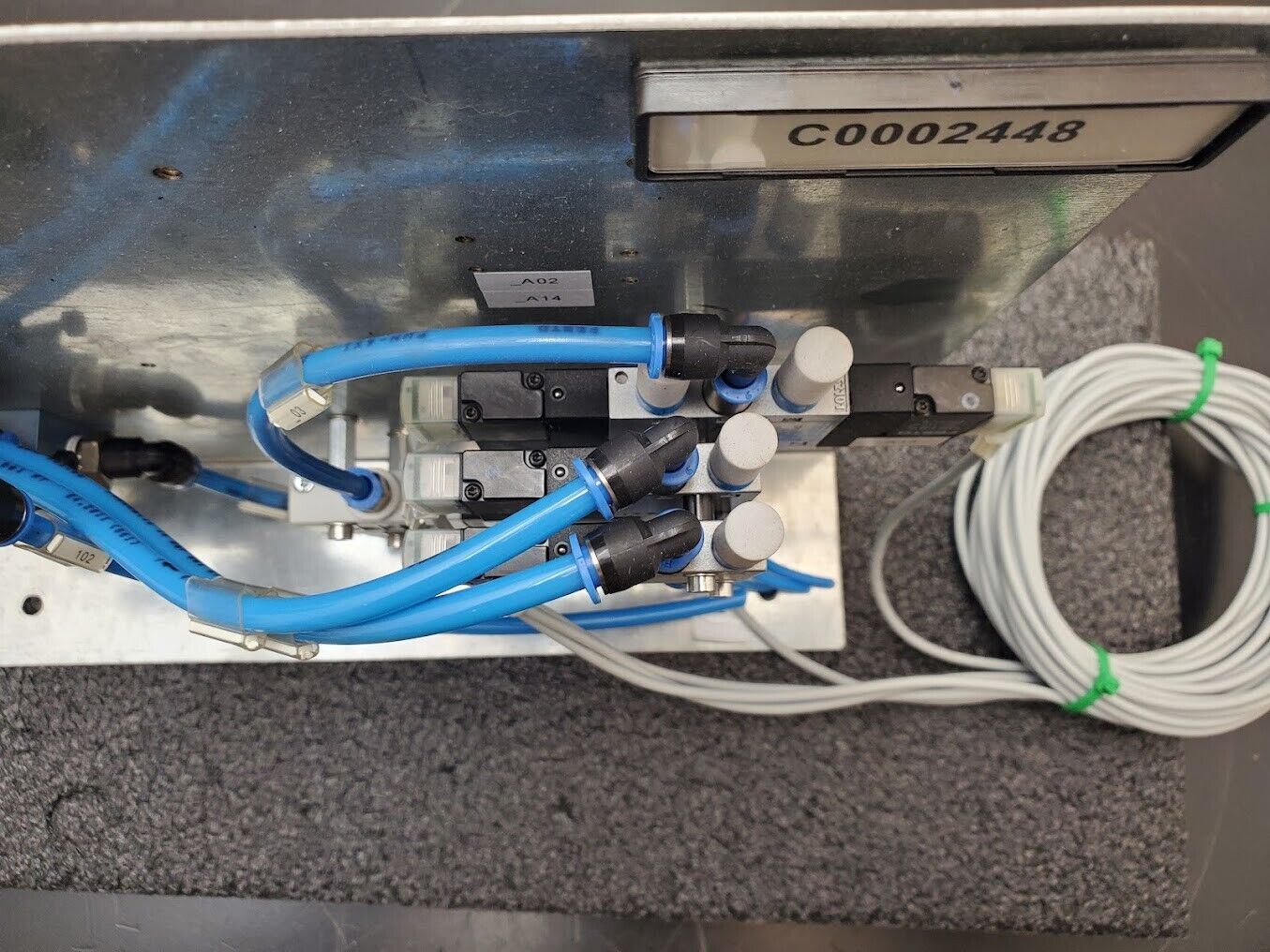 Festo Electro Pneumatic Vacuum Manifold 4 Valve Regulator Robot Control Unit B