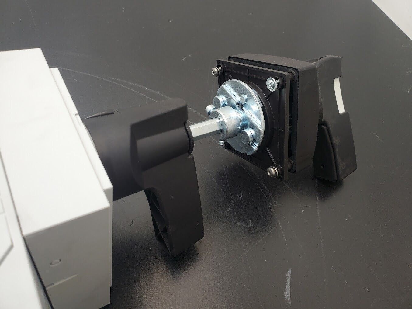 EATON MOELLER Schneider NS3-600 Circuit Breaker  240 480 600V Disconnect Switch