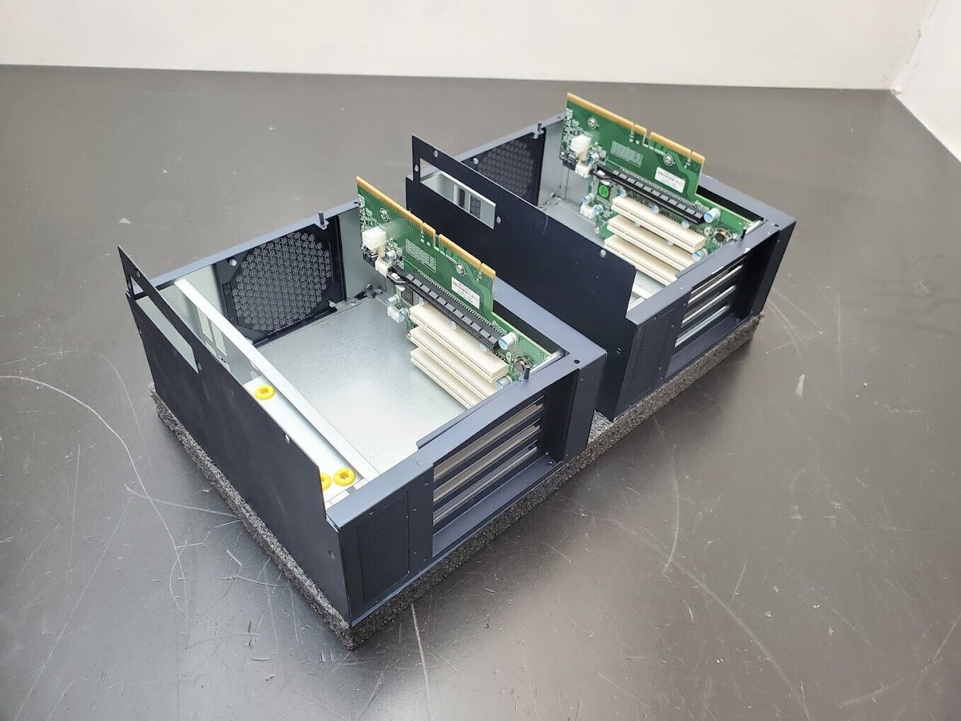 Lot of 2 Advantech 4-slot expansion i-Module with 1 PCIe x16, 3 PCI MIC-75M13