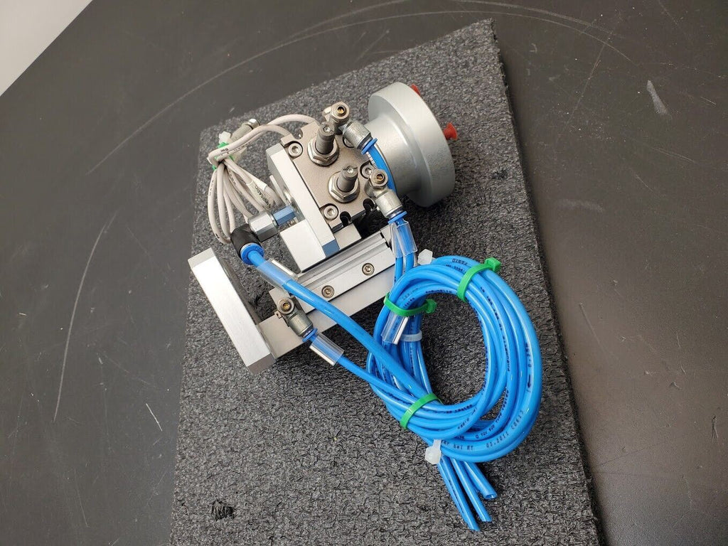 SMC Pnuematic Pick Lift Rotate Place Wafer Handling 180 Degree Rotary Robot