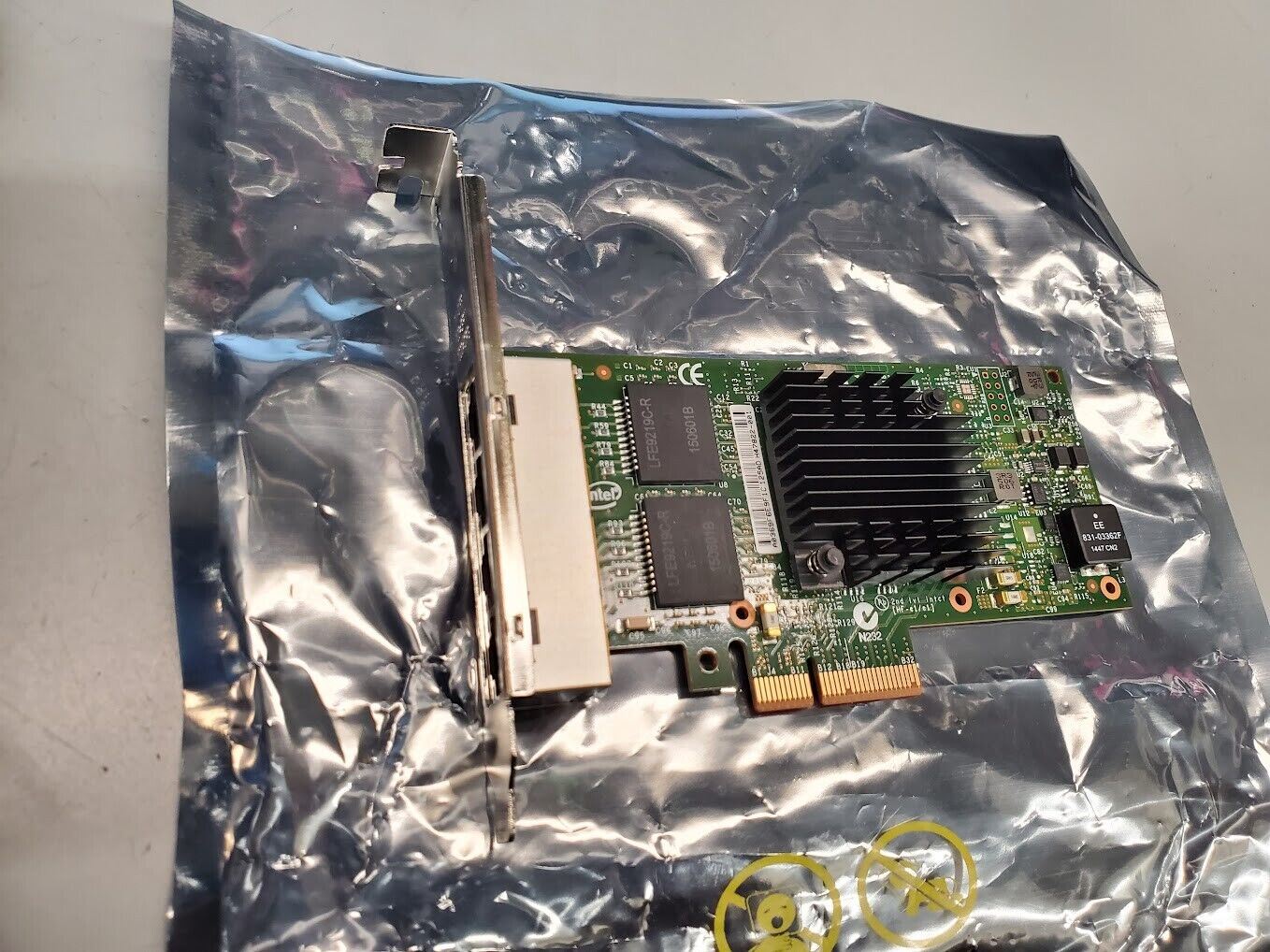 Intel I350T4V2 I350-T4 Gigabit 4-Port Ethernet Server Adapter Full Bracket