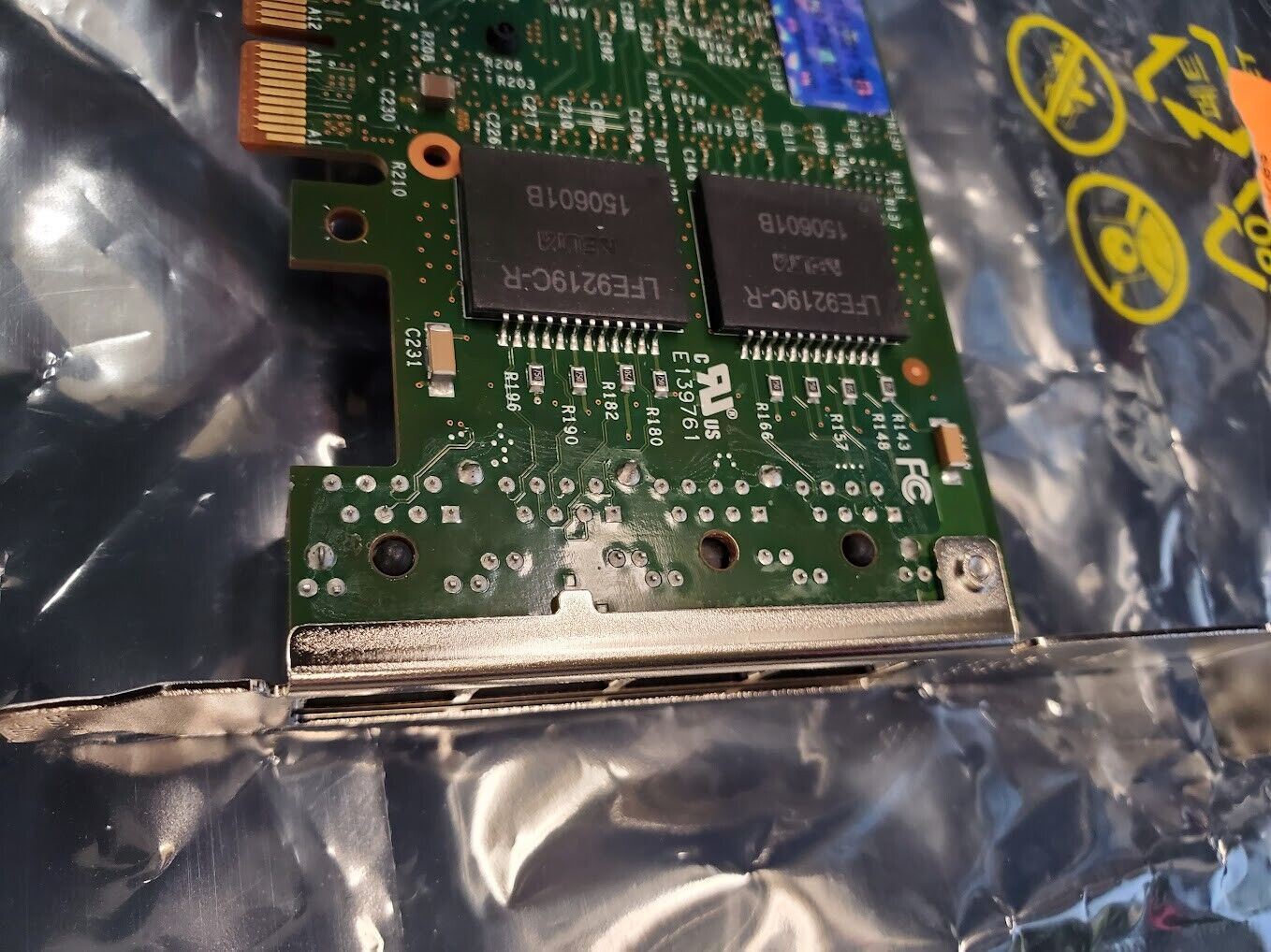 Intel I350T4V2 I350-T4 Gigabit 4-Port Ethernet Server Adapter Full Bracket