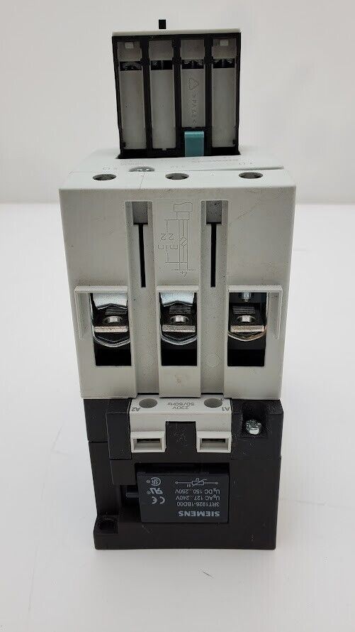 SIEMENS SIRIUS 3RT1046-1AL24 Contactor 95A 400V 230VAC 50/60Hz w/ 3RH1921-1HA22