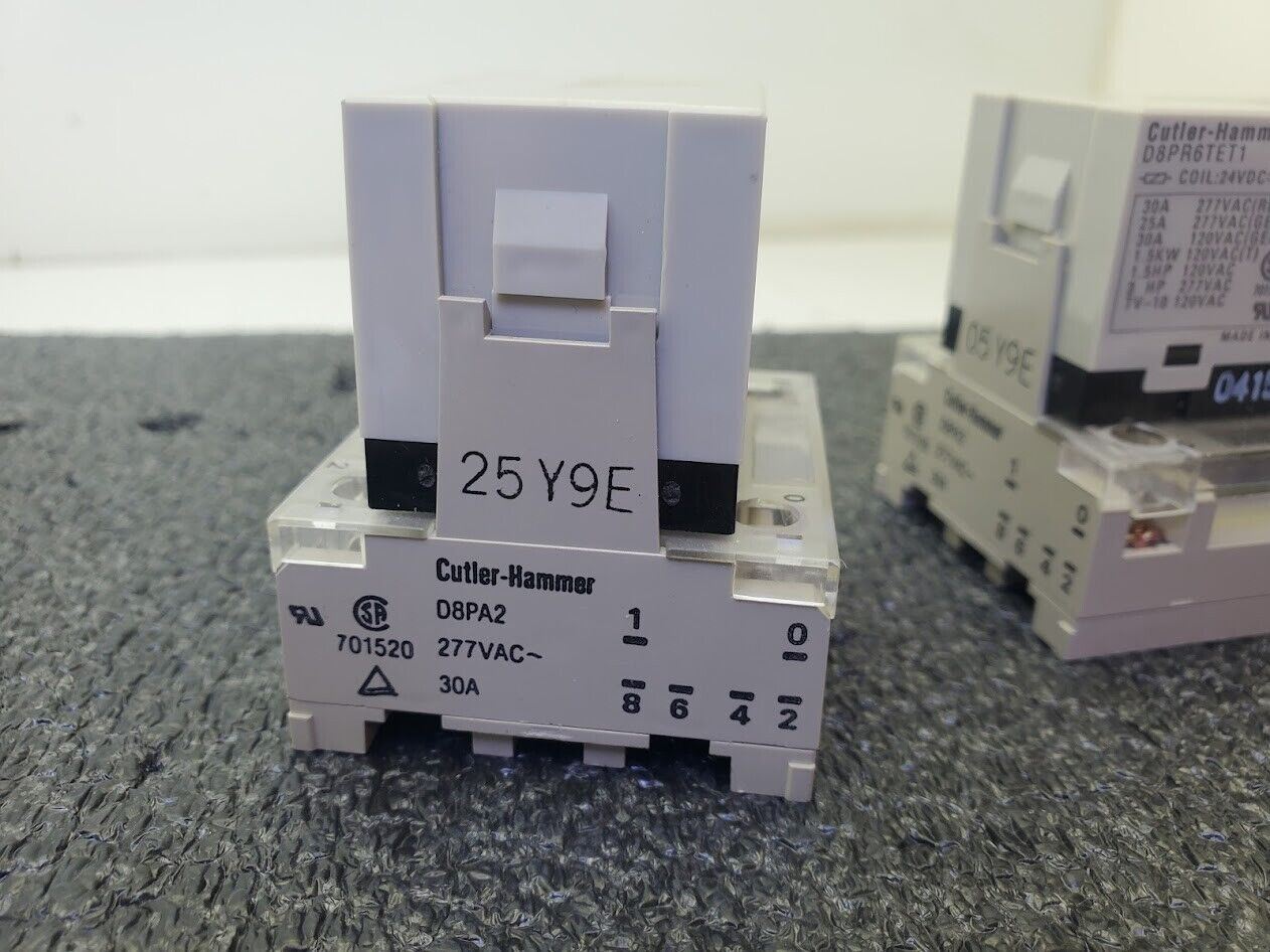 2x Cutler Hammer 24VDC Coil D8PR6TET1 120-277V 30A General Purpose Relay