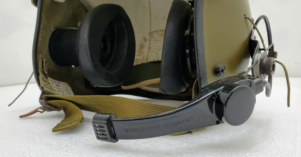 1968 USGI Gentex APH-5 Vietnam War Military Chopper Flight Helmet 8415-782-3037