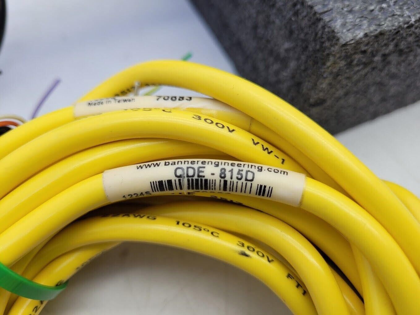 Banner SLPE25-550NP8 SLPR25-550NP8 Light Curtain Kit 550mm Long 0.1-7m Range 24V