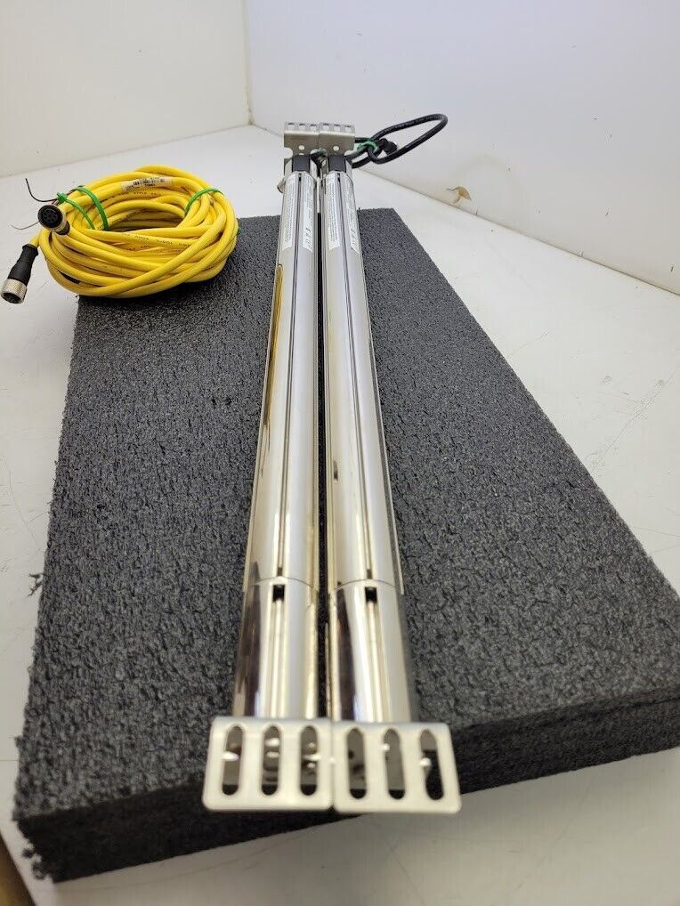 Banner SLPE25-550NP8 SLPR25-550NP8 Light Curtain Kit 550mm Long 0.1-7m Range 24V