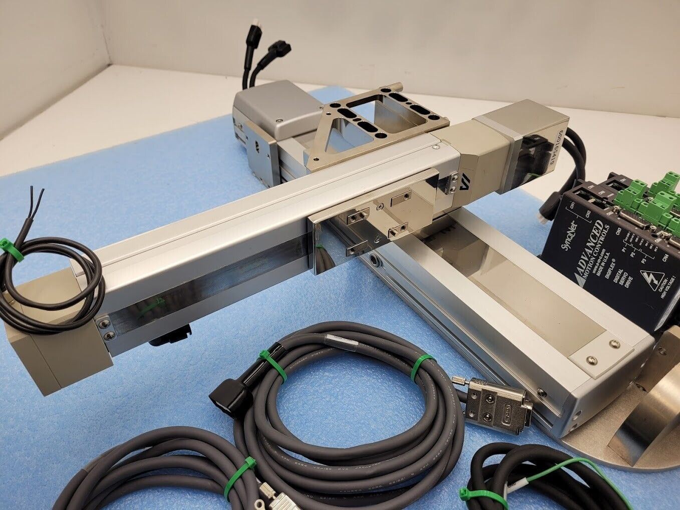 2 Axis IAI Robot Pick and Place ISPD + DS Actuators AMC Servo Drives + Cables A