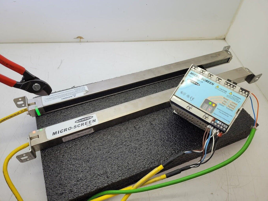 Banner USE2012NP2 & USR2012NP2 MICRO-SCREEN 20" Light Curtain Screen Set C