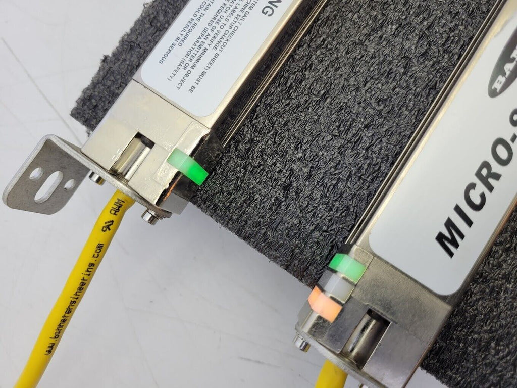 Banner USE2012NP2 & USR2012NP2 MICRO-SCREEN 20" Light Curtain Screen Set C