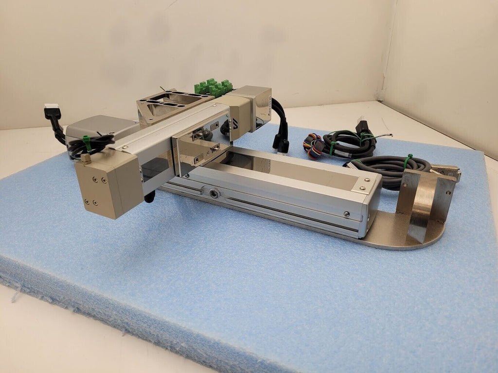 2 Axis IAI Robot Pick and Place ISPD + DS Actuators AMC Servo Drives + Cables D