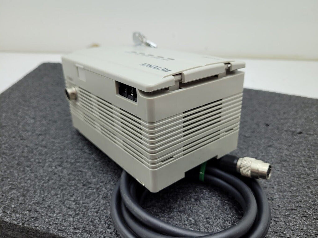 Keyence LK-2101 CCD Laser Displacement Sensor Controller 24VDC with Cable