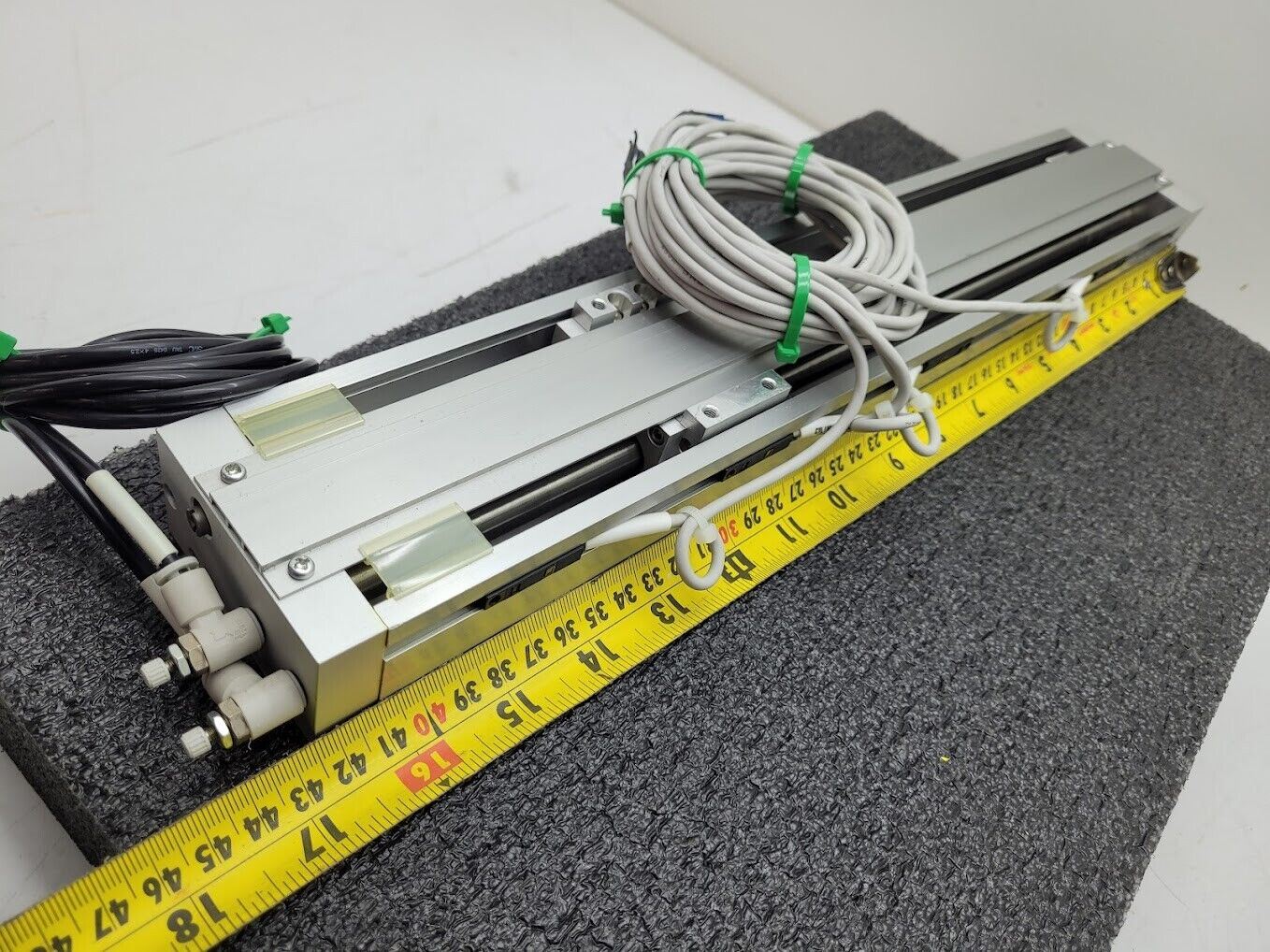 SMC CY1H10-300B Rodless Cylinder CY1H Magnetically Coupled High Precision Guide