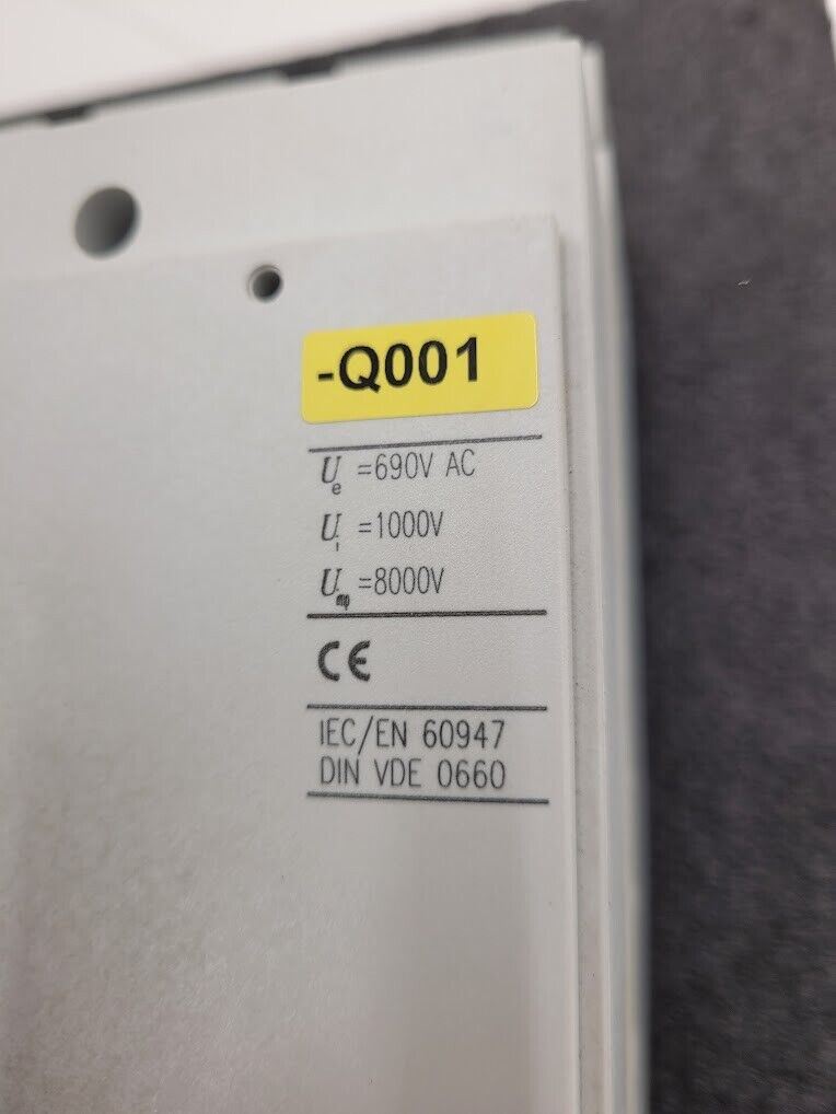 Eaton Moeller Disconnect Circuit Breaker Panel Mount NZM 3 XDV PN 3-400 400Amp