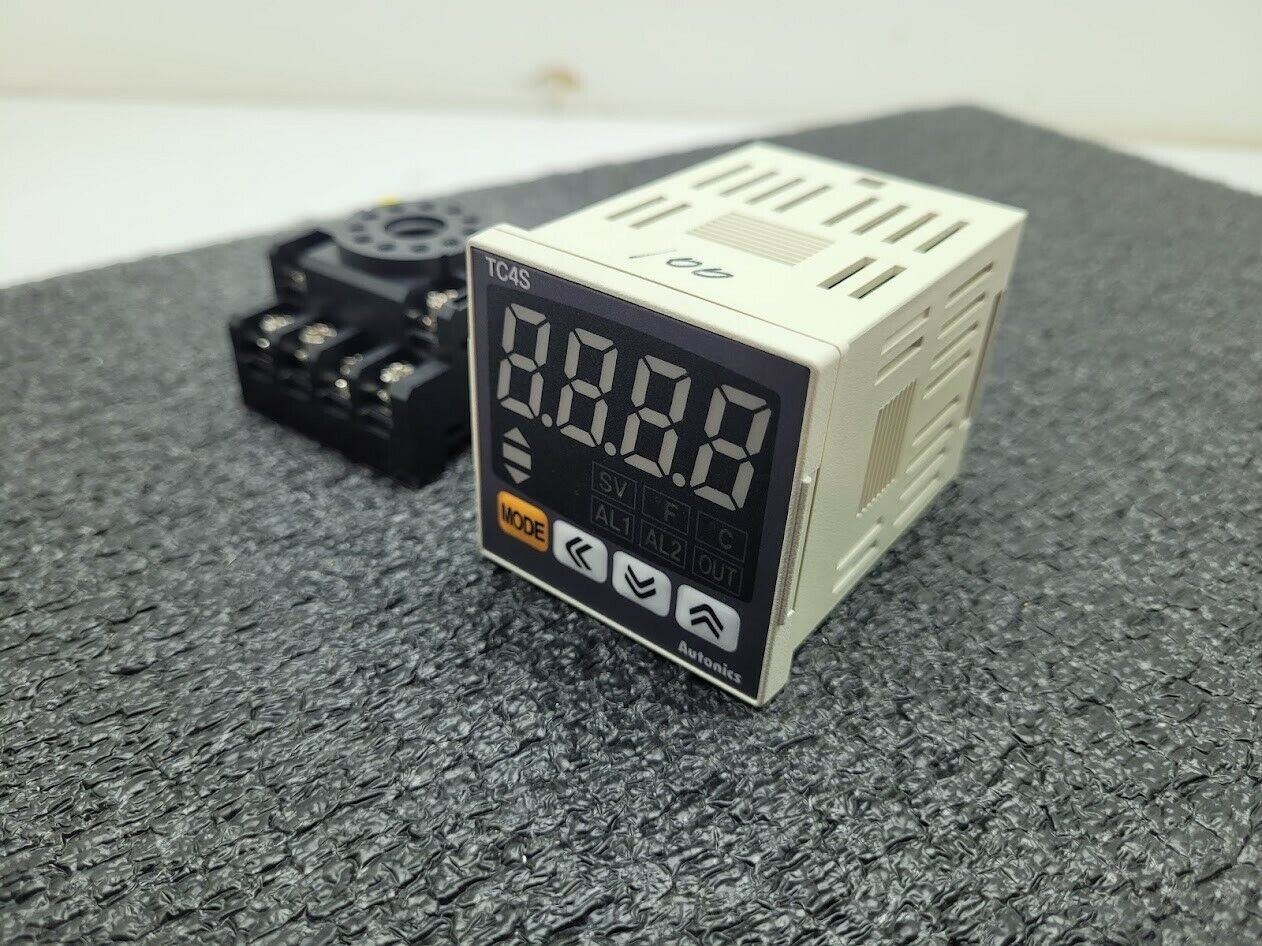 TC4S-14R Autonics Temperature Controller 100-240VAC Working Pull Tested