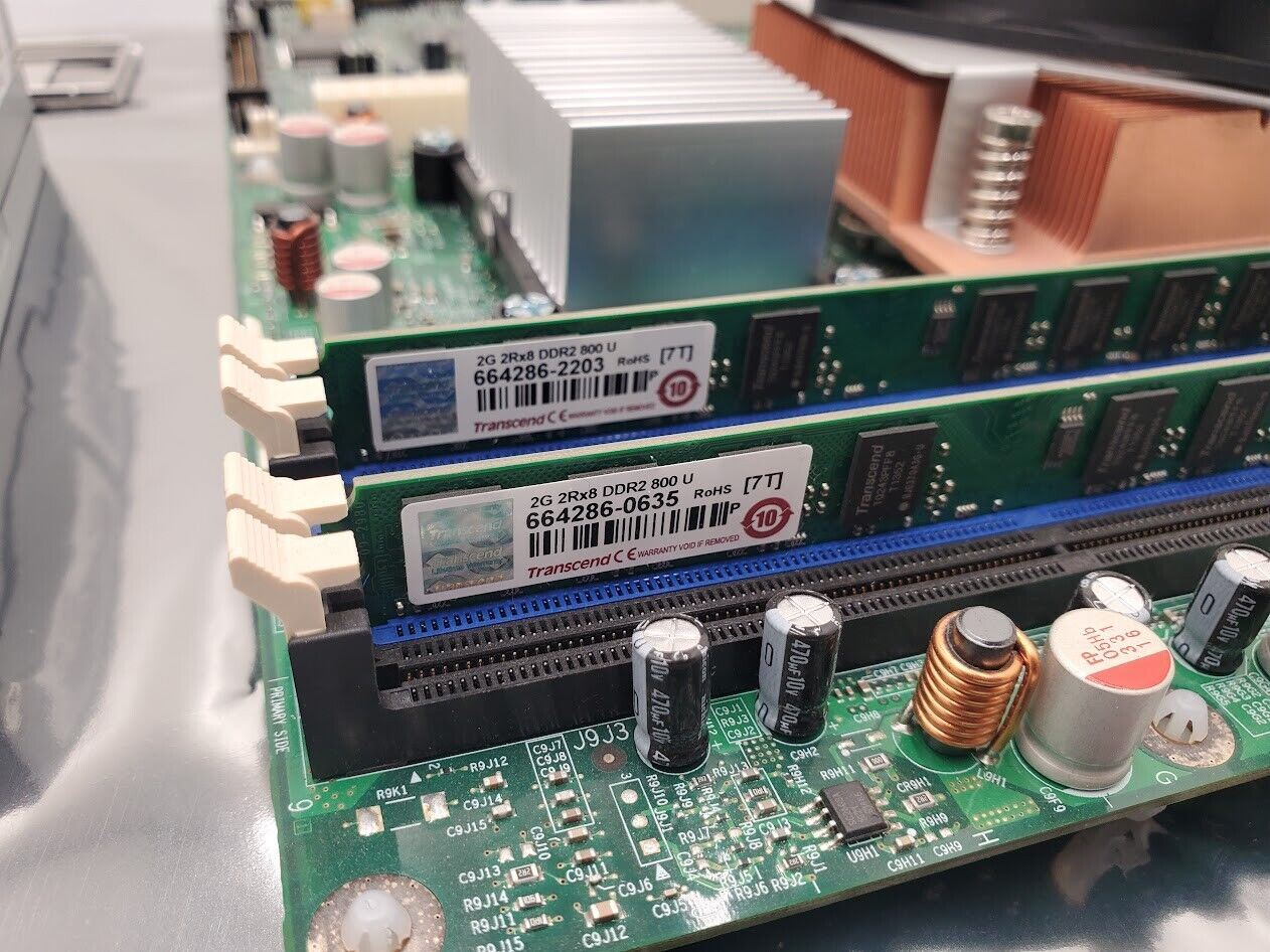 Intel S3200SH Server System Board 4GB Core 2 3GHz I/O Plate Power Supply Boots