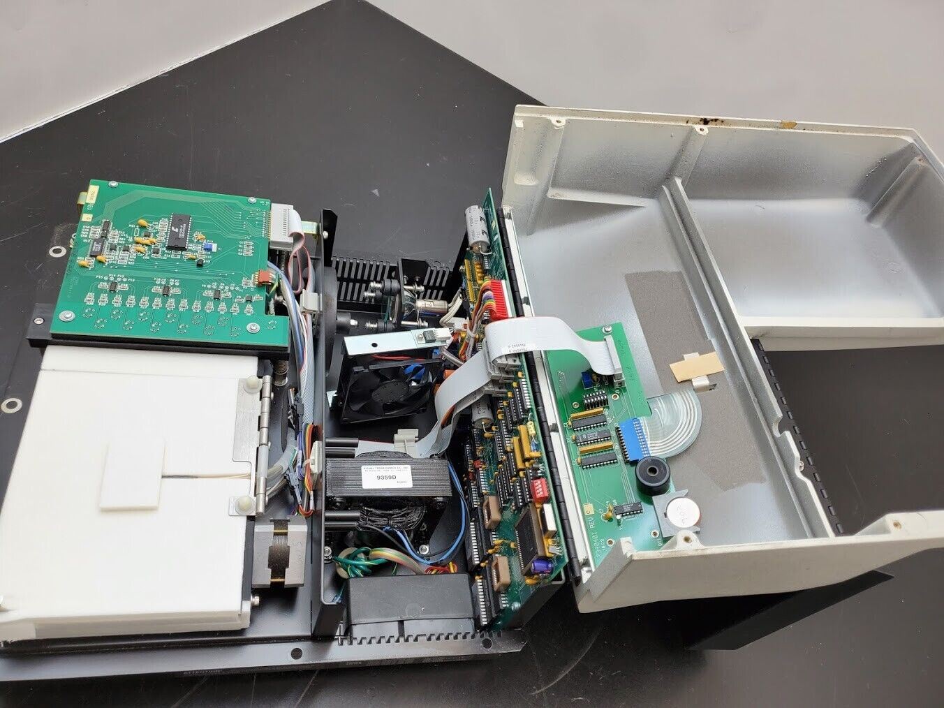 BIO-TEK Biolog MicroStation ELx808iu Ultra Microplate Reader 96 Well No Lenses