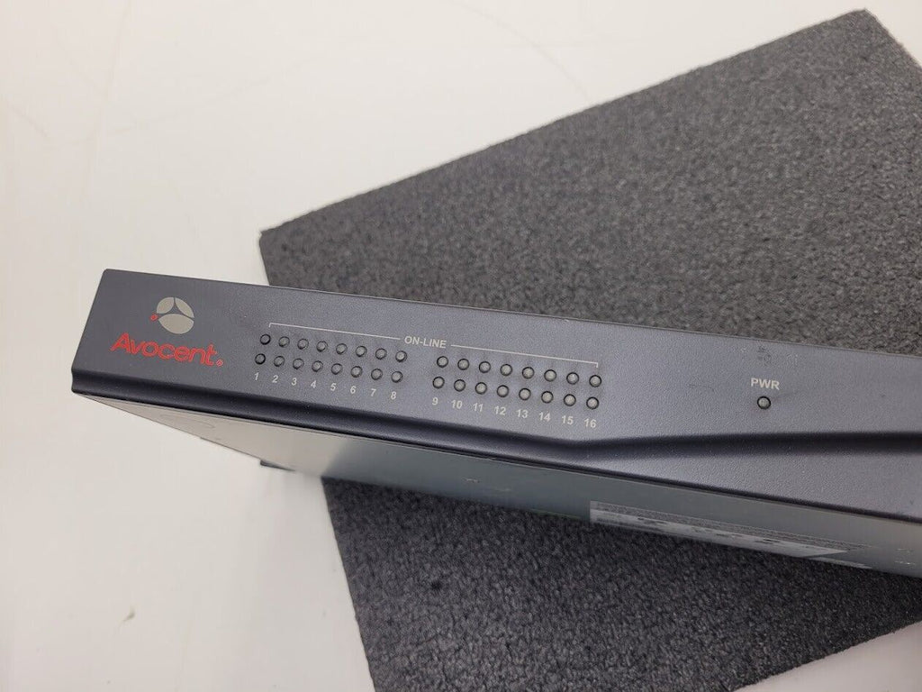 Avocent Autoview AV2015 16 Port 2 User KVM Switch 520-469-502 With Ears Power On