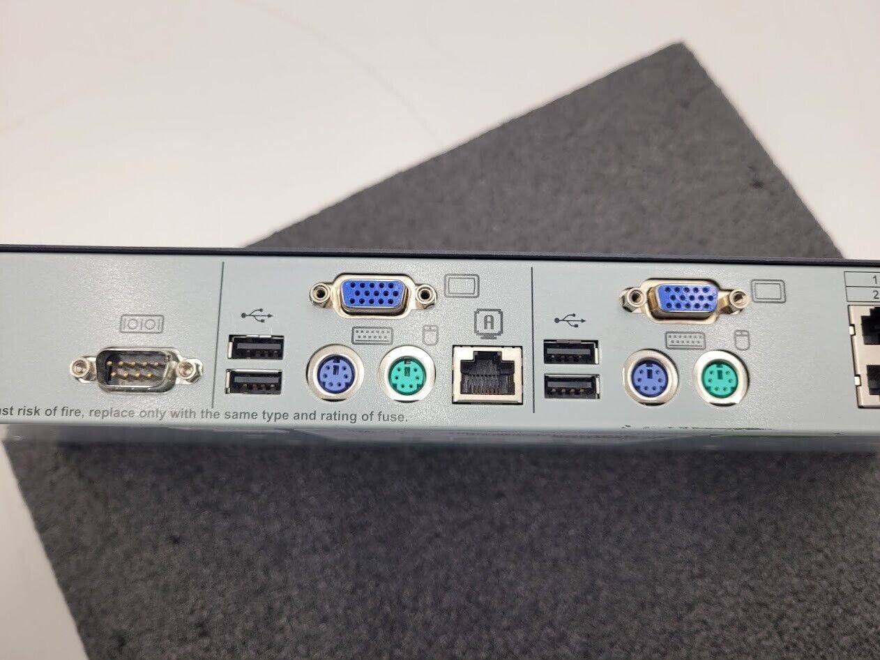 Avocent Autoview AV2015 16 Port 2 User KVM Switch 520-469-502 With Ears Power On