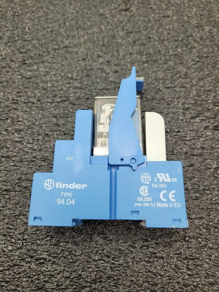 Finder Relay 55.34.9.024.0040 EMC + Indicator 99.02.9.024.99 Base 94.04 Tested