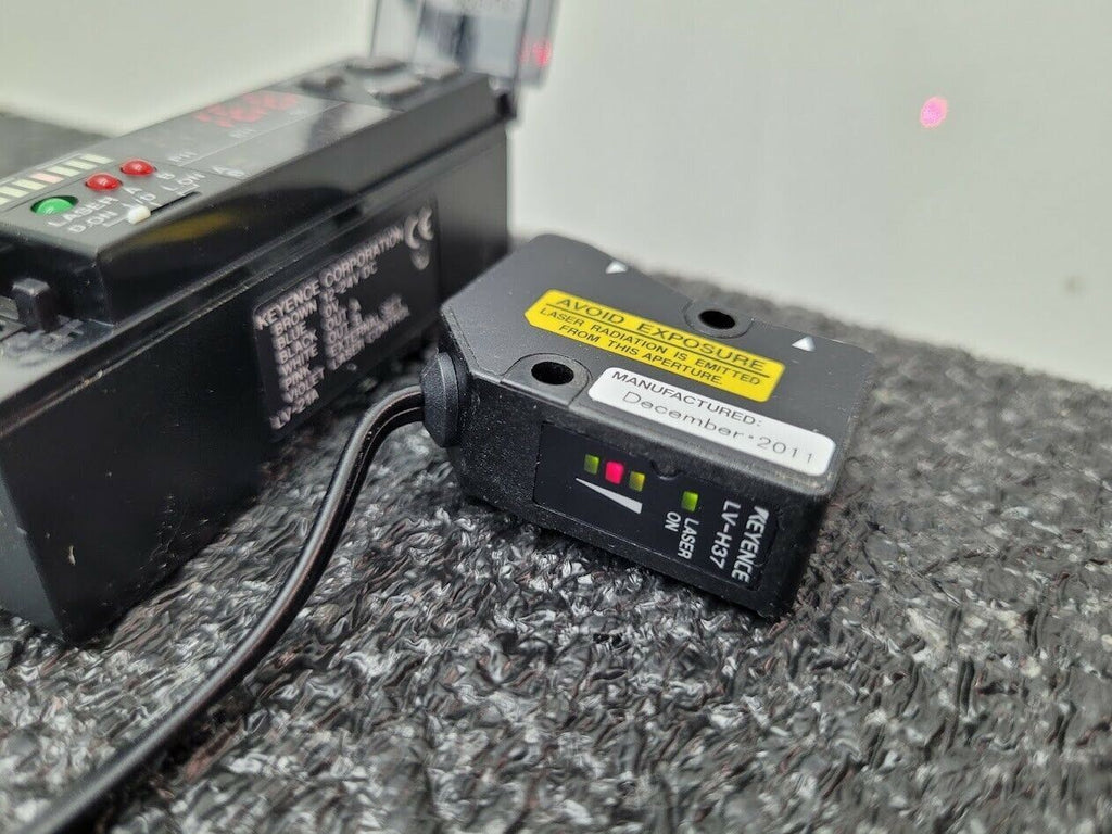 Keyence LV-21A Digital Laser Sensor + LV-H37 Reflective Sensor Tested Working