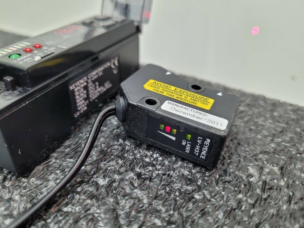 Keyence LV-21A Digital Laser Sensor + LV-H37 Reflective Sensor Tested Working