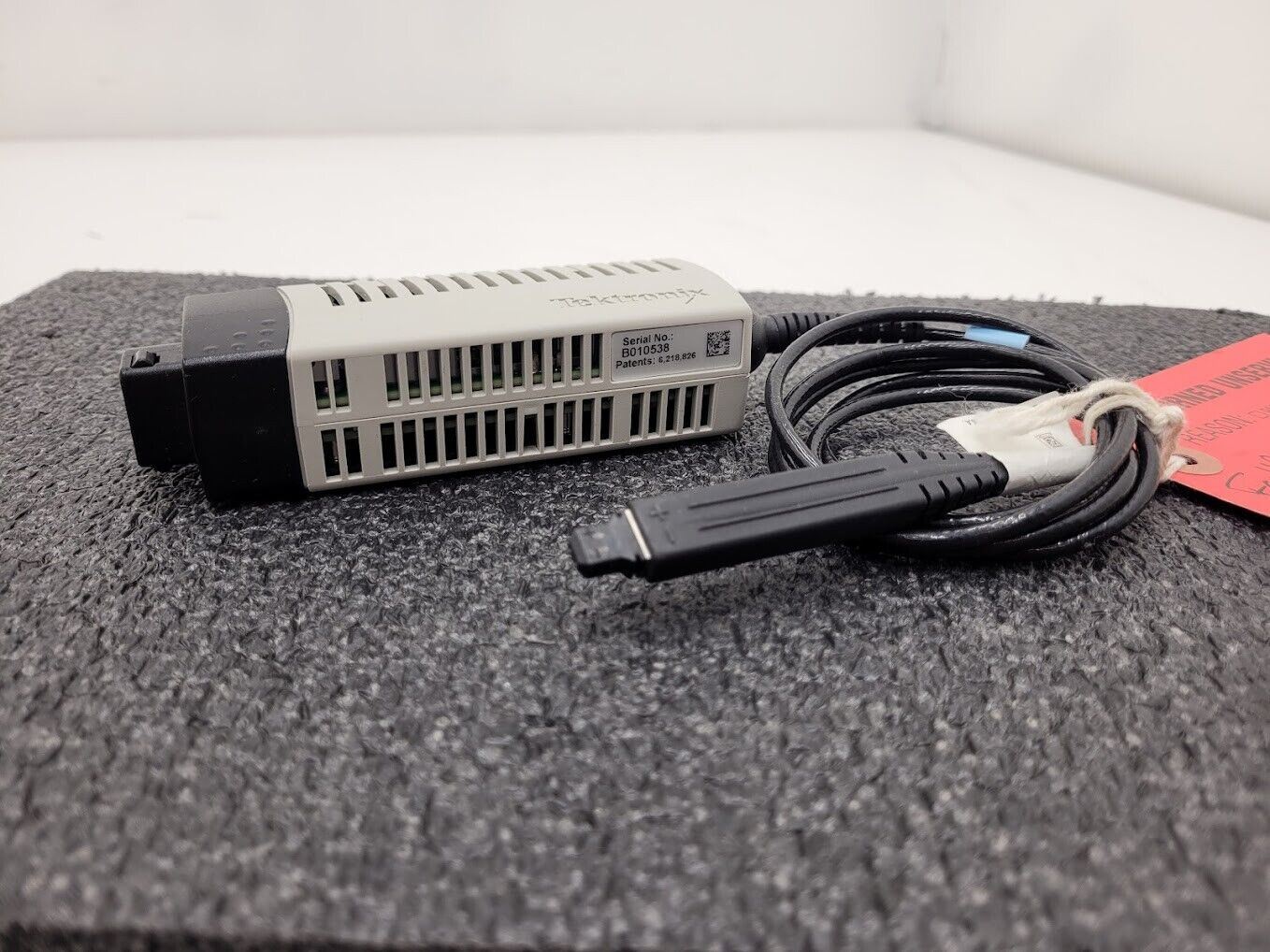 Tektronix TDP1000 High Voltage Differential Probe 1 GHz For Parts or Repair