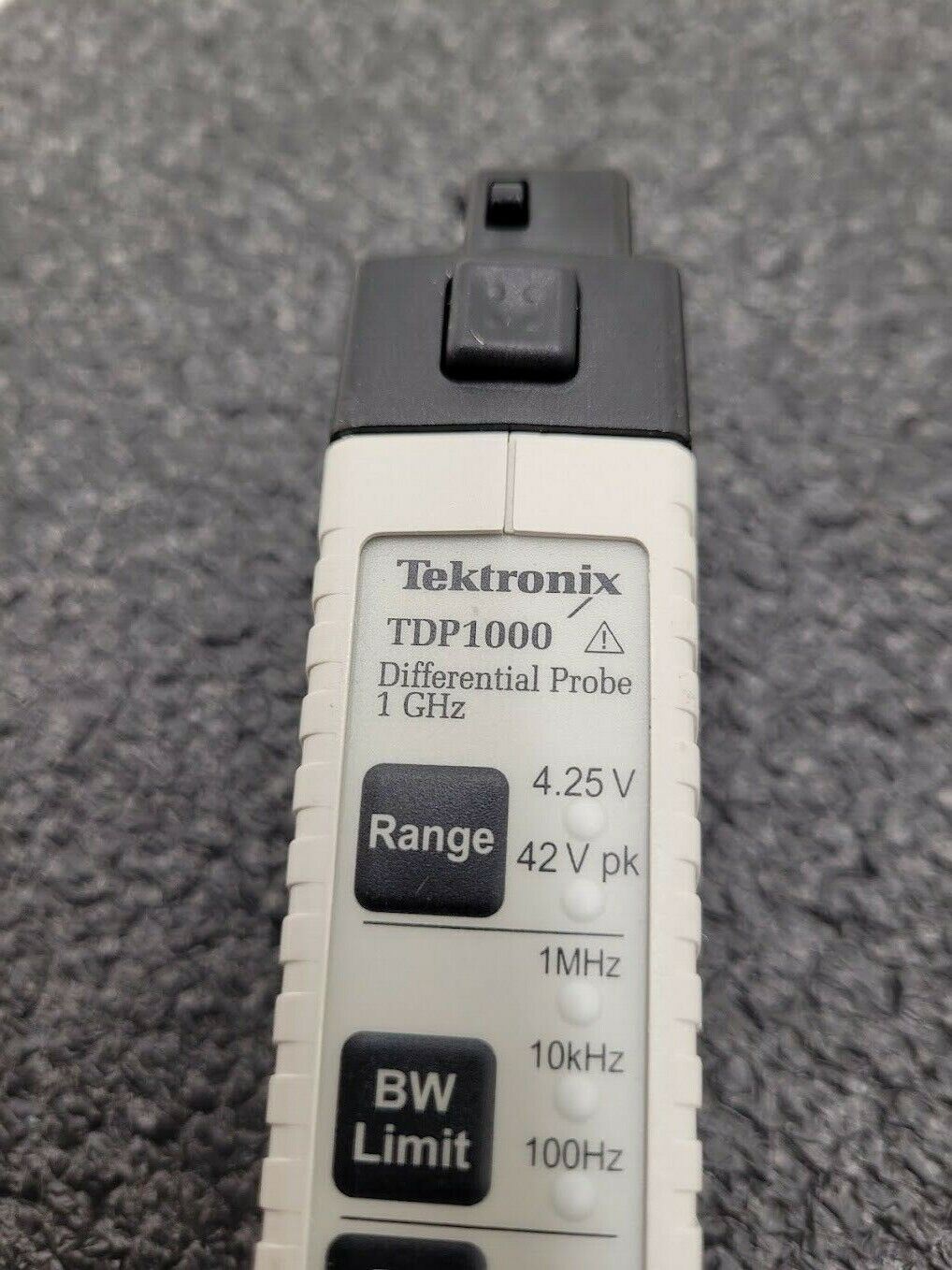 Tektronix TDP1000 High Voltage Differential Probe 1 GHz For Parts or Repair