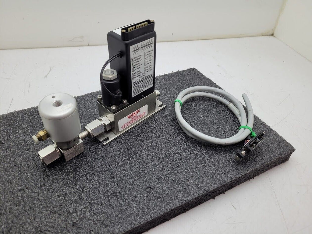 Brooks Instrument 5850E Mass Flow Controller MFC 5850E O2 Oxygen Gas 10 SLPM