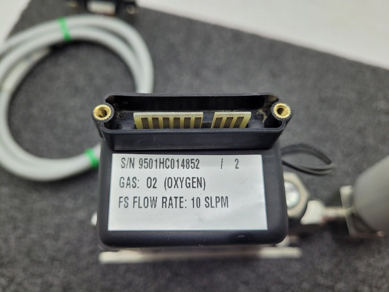 Brooks Instrument 5850E Mass Flow Controller MFC 5850E O2 Oxygen Gas 10 SLPM