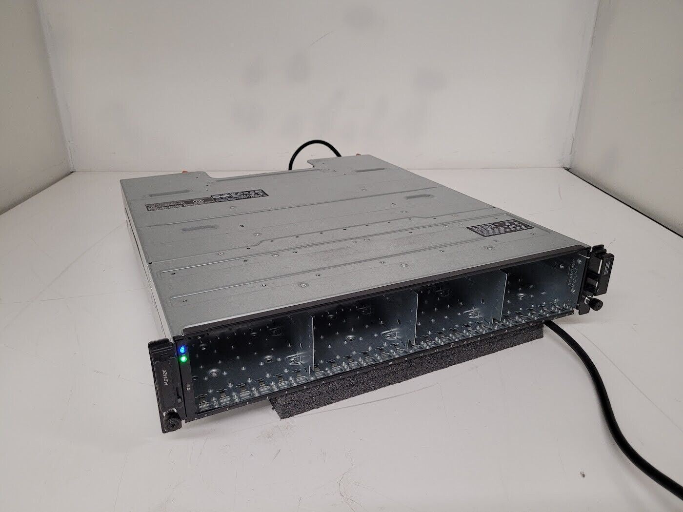 Dell MD1420 24x SAS SFF PowertVault Storage Array 2x Controllers 2x 600W PSUs