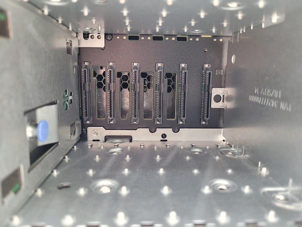 Dell MD1420 24x SAS SFF PowertVault Storage Array 2x Controllers 2x 600W PSUs