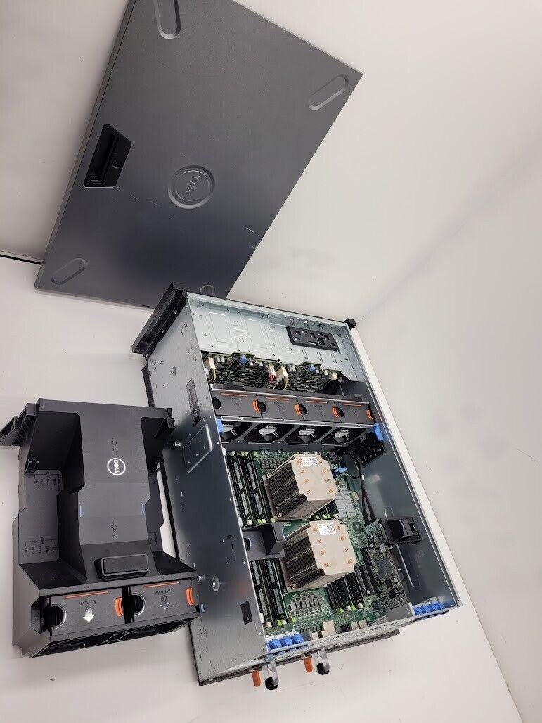 Dell PowerEdge T620 2x Xeon E5-2643 64GB Ram Boots 32 Bay SFF PERC H710P Control