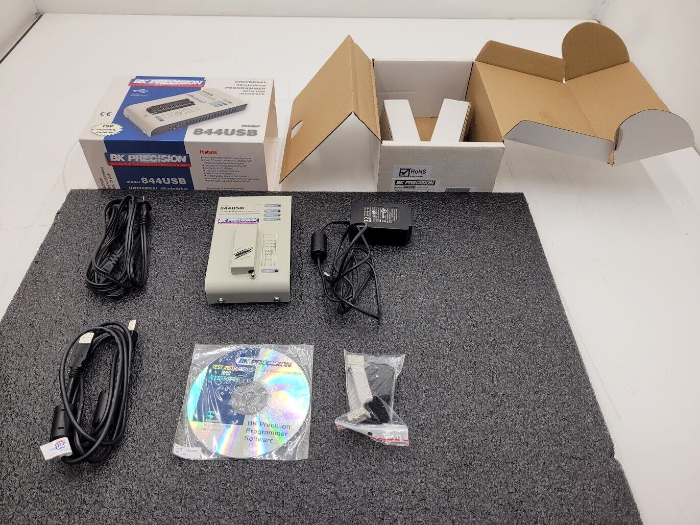 B&K PRECISION 844USB / 844USB Programmer Universal 40-pindrive w/ accessories