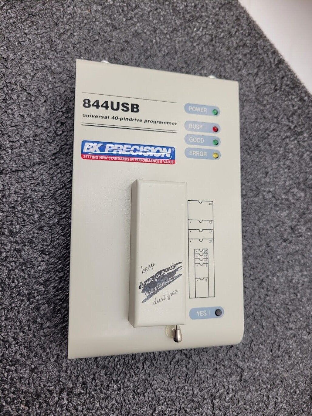 B&K PRECISION 844USB / 844USB Programmer Universal 40-pindrive w/ accessories