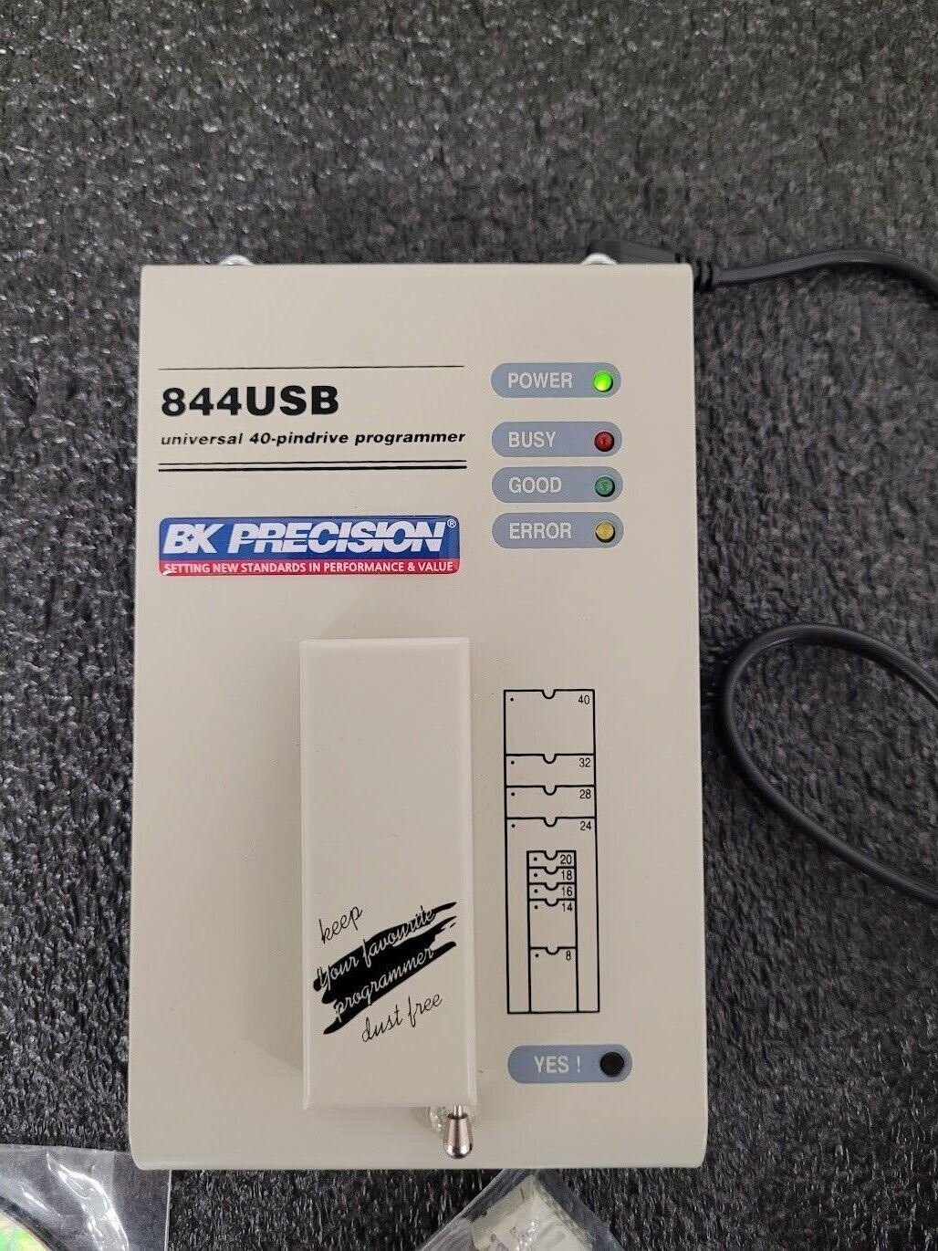 B&K PRECISION 844USB / 844USB Programmer Universal 40-pindrive w/ accessories