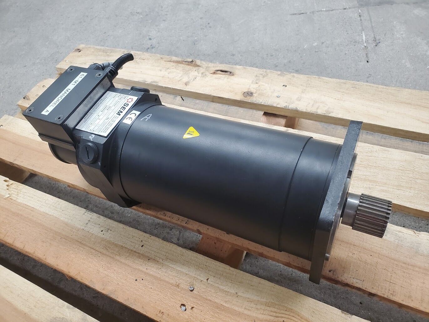 SEM MT40W4-68 Ferrite Brushed DC Servo Motor 2600RPM 180V 86A Working Pull