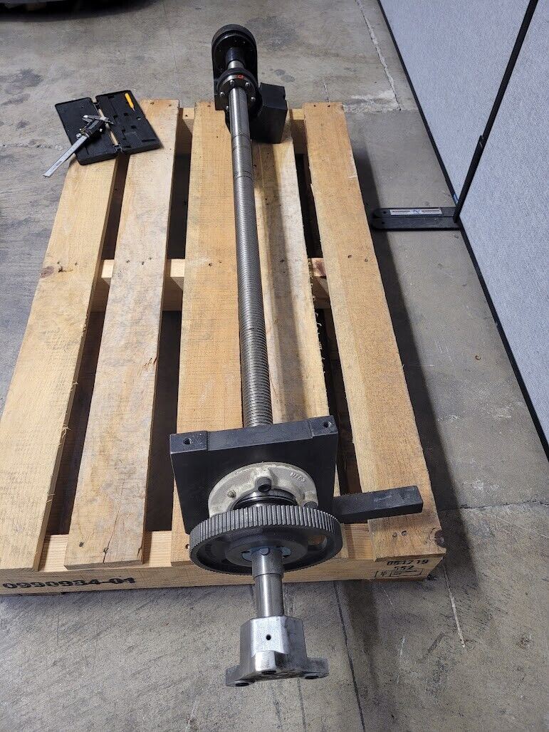 STAR Germany 1512-4-1003 Precision Ball Screw AP 05K28.143 40mm x 5mm R x 3.5-5