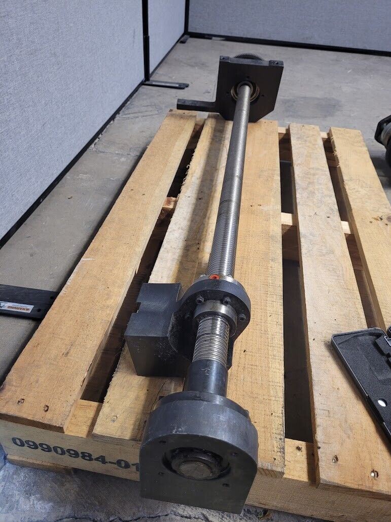 STAR Germany 1512-4-1003 Precision Ball Screw AP 05K28.143 40mm x 5mm R x 3.5-5