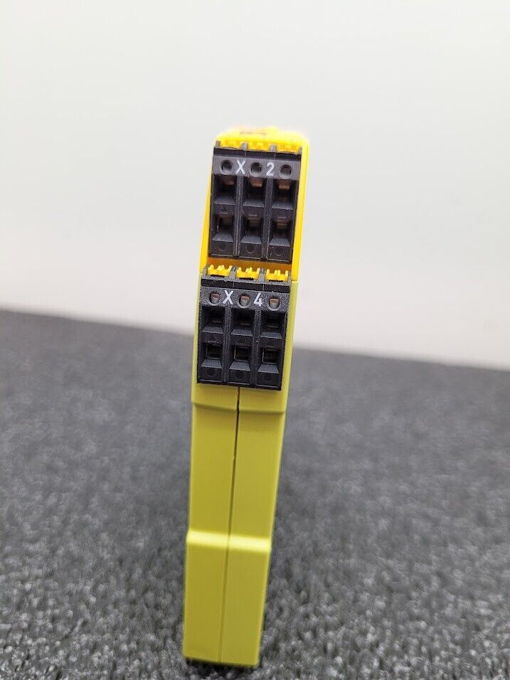 PILZ PNOZ 750107 S7 24VDC Safety Relay 4N/O 1N/C