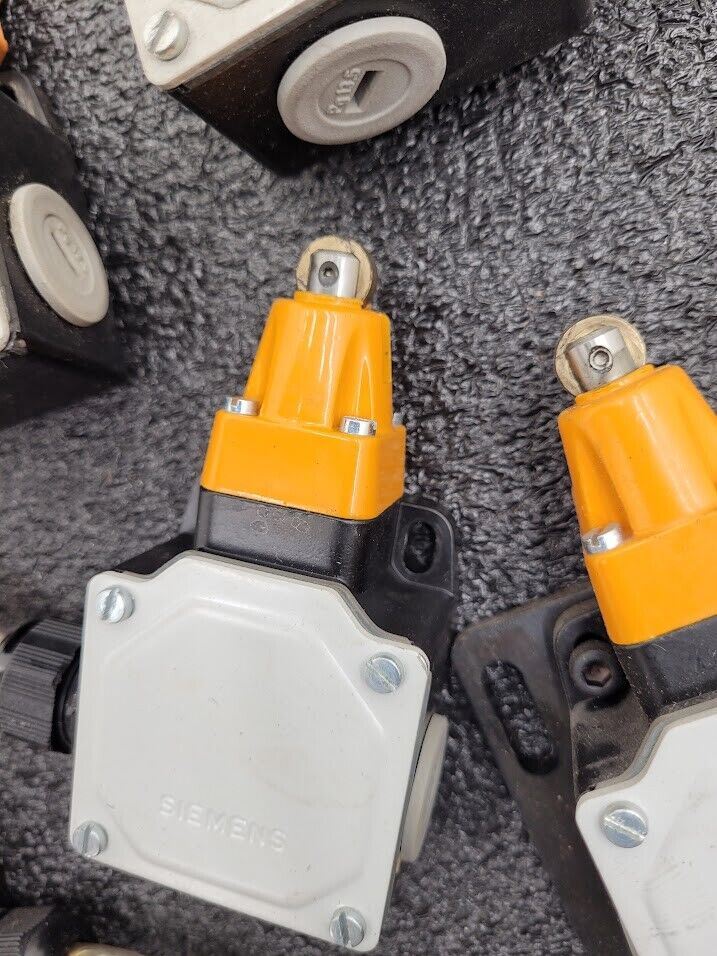 Lot of 6 Siemens Roller Rolling Contact Switch 3SE3 100-1E, 3SE3 100-1D