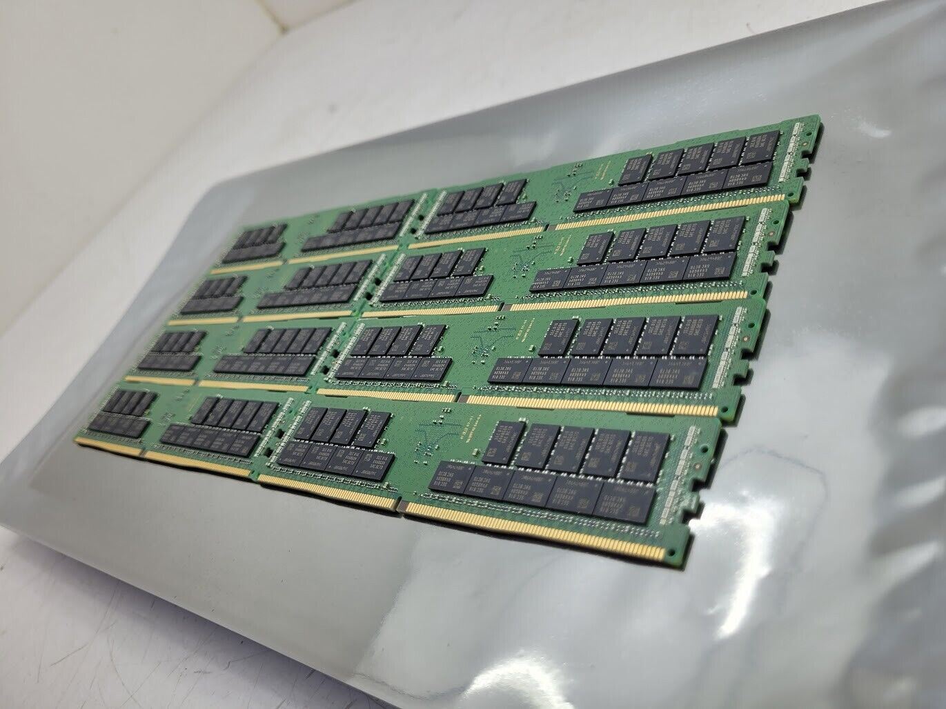 256Gb Samsung 8x 32GB DDR4 2666MHz RDIMM ECC REG RAM Memory M393A4K40CB2CTD7Q